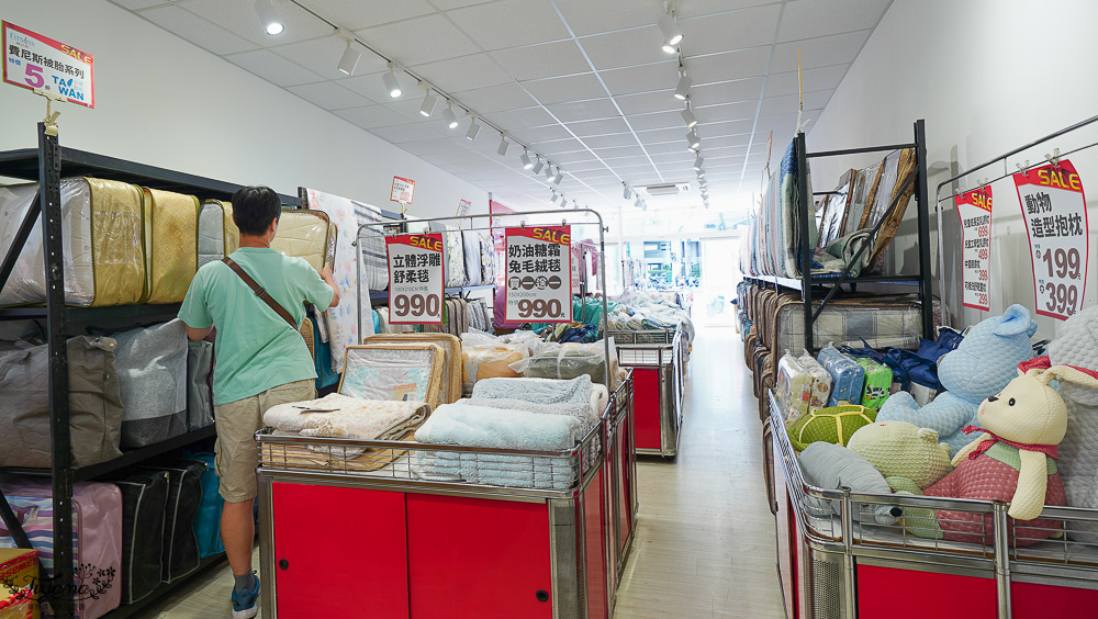 高雄多利寶寢具特賣會開跑囉!!換季出清~殺很大”990元兩用床包組”限量售完為止,枕頭涼被990元買一送一,冬季被5折,工廠直營天絲寢具超甜價~ @緹雅瑪 美食旅遊趣 高雄多利寶寢具特賣會開跑囉!!換季出清~殺很大”990元兩用床包組”限量售完為止,枕頭涼被990元買一送一,冬季被5折,工廠直營天絲寢具超甜價~ @緹雅瑪 美食旅遊趣