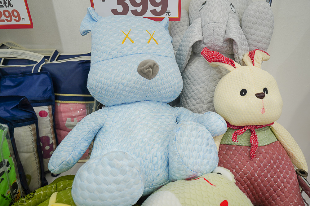 高雄多利寶寢具特賣會開跑囉!!換季出清~殺很大”990元兩用床包組”限量售完為止,枕頭涼被990元買一送一,冬季被5折,工廠直營天絲寢具超甜價~ @緹雅瑪 美食旅遊趣 高雄多利寶寢具特賣會開跑囉!!換季出清~殺很大”990元兩用床包組”限量售完為止,枕頭涼被990元買一送一,冬季被5折,工廠直營天絲寢具超甜價~ @緹雅瑪 美食旅遊趣