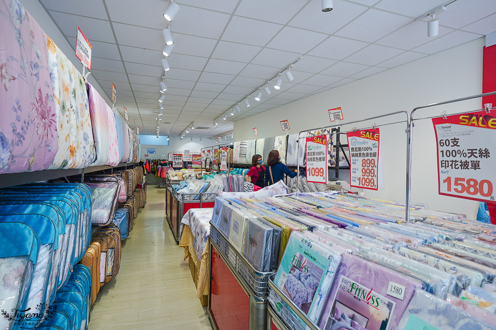 高雄多利寶寢具特賣會開跑囉!!換季出清~殺很大”990元兩用床包組”限量售完為止,枕頭涼被990元買一送一,冬季被5折,工廠直營天絲寢具超甜價~ @緹雅瑪 美食旅遊趣 高雄多利寶寢具特賣會開跑囉!!換季出清~殺很大”990元兩用床包組”限量售完為止,枕頭涼被990元買一送一,冬季被5折,工廠直營天絲寢具超甜價~ @緹雅瑪 美食旅遊趣