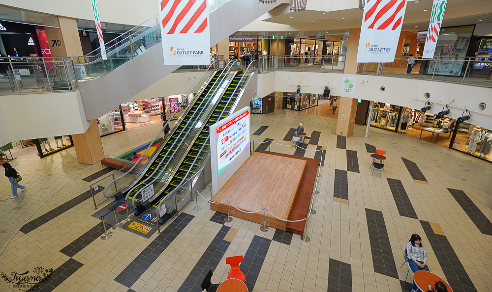 北海道OUTLET「三井OUTLET PARK 札幌北廣島」超好逛OUTLET購物中心,先領折價券再去逛街 @緹雅瑪 美食旅遊趣 北海道OUTLET「三井OUTLET PARK 札幌北廣島」超好逛OUTLET購物中心,先領折價券再去逛街 @緹雅瑪 美食旅遊趣