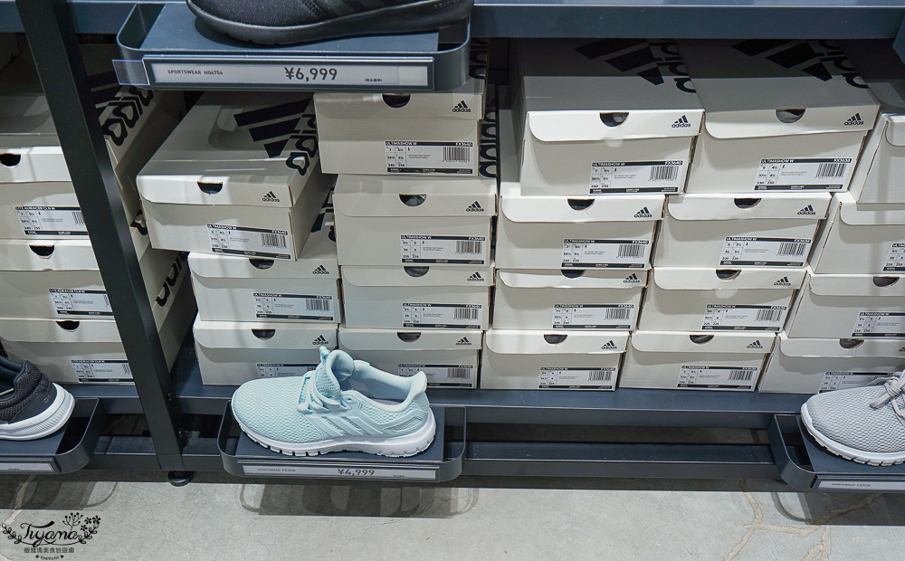 北海道OUTLET「三井OUTLET PARK 札幌北廣島」超好逛OUTLET購物中心，先領折價券再去逛街 @緹雅瑪 美食旅遊趣