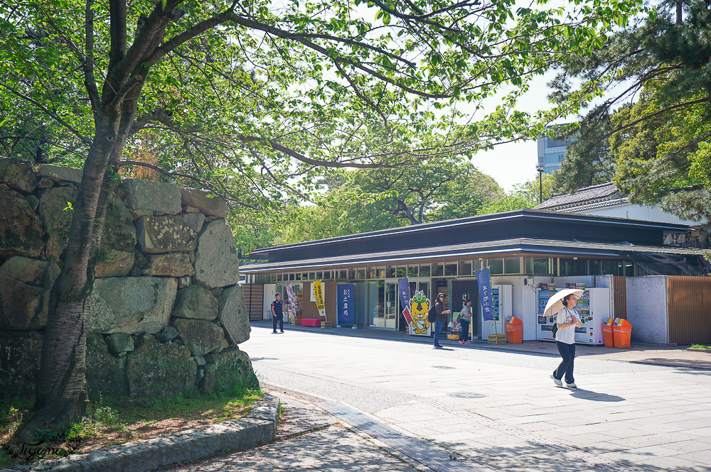 九州小倉城怎麼玩！！小倉城天守閣騎馬射箭「流鏑馬」、和服體驗、天守閣咖啡廳、しろテラス，也別忘了小倉城庭園 @緹雅瑪 美食旅遊趣