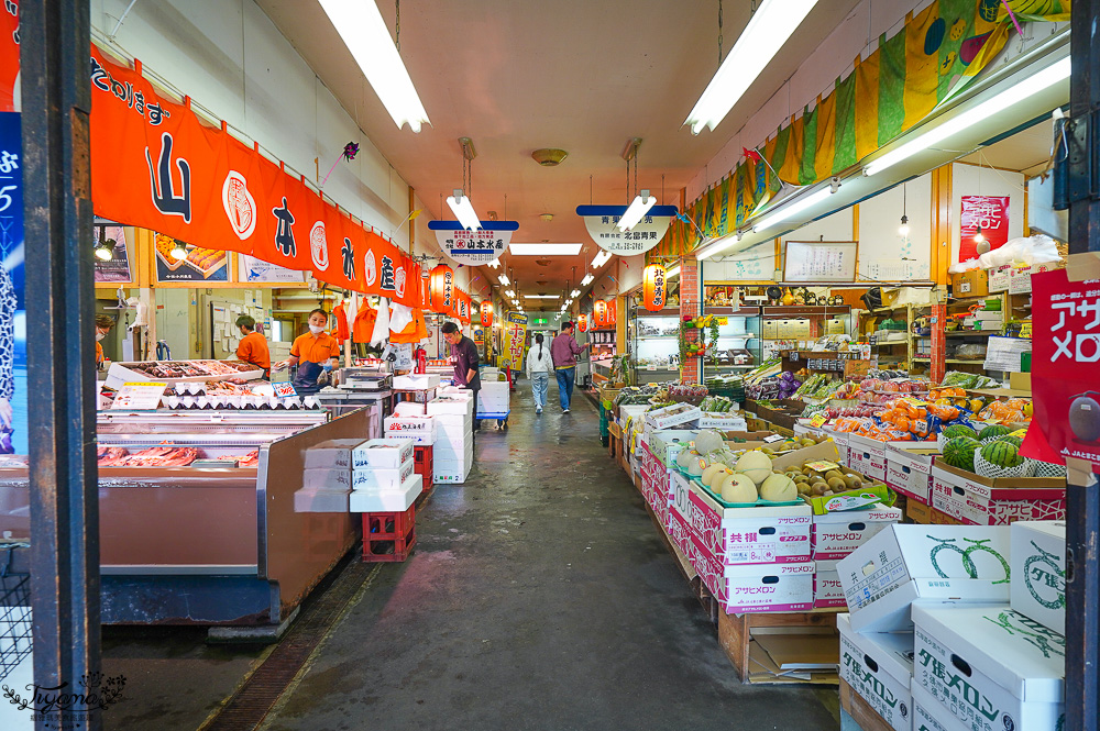 北海道魚市場｜苫小牧漁市場「海之驛Puratto Minato市場．海の駅ぷらっとみなと市場」新鮮海鮮市場、ほっき貝資料館 @緹雅瑪 美食旅遊趣