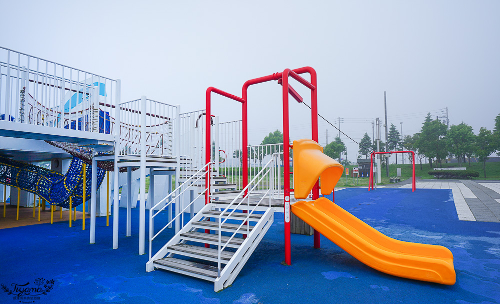 意外遇見海洋風親子公園「キラキラ公園｜Kirakira Park」苫小牧漁港旁的親子公園 @緹雅瑪 美食旅遊趣