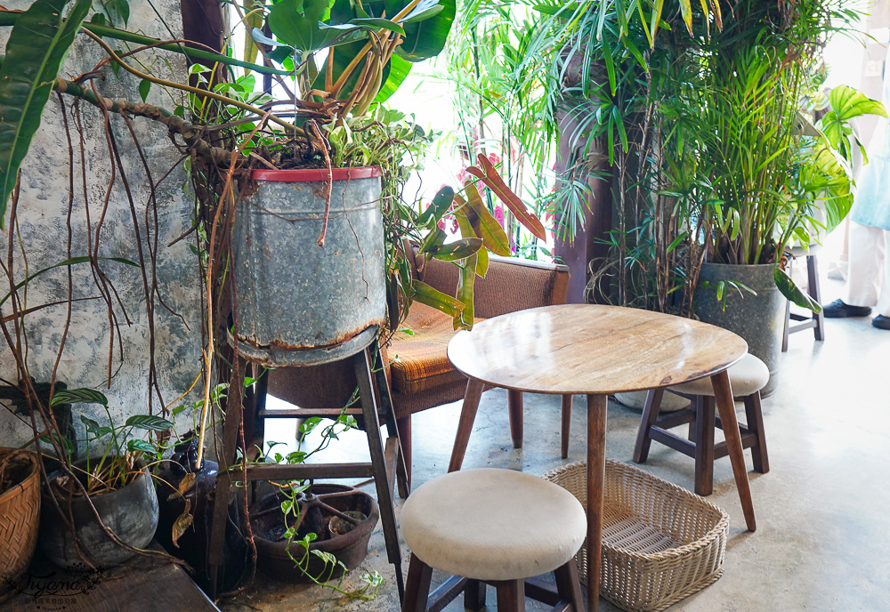 台南早午餐「小北家灶咖ZAOKA」台南在地7年的人氣早午餐店，平日也要排隊 @緹雅瑪 美食旅遊趣