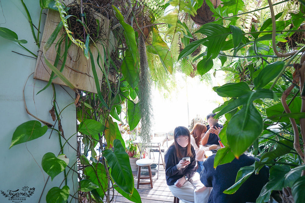 台南早午餐「小北家灶咖ZAOKA」台南在地7年的人氣早午餐店，平日也要排隊 @緹雅瑪 美食旅遊趣