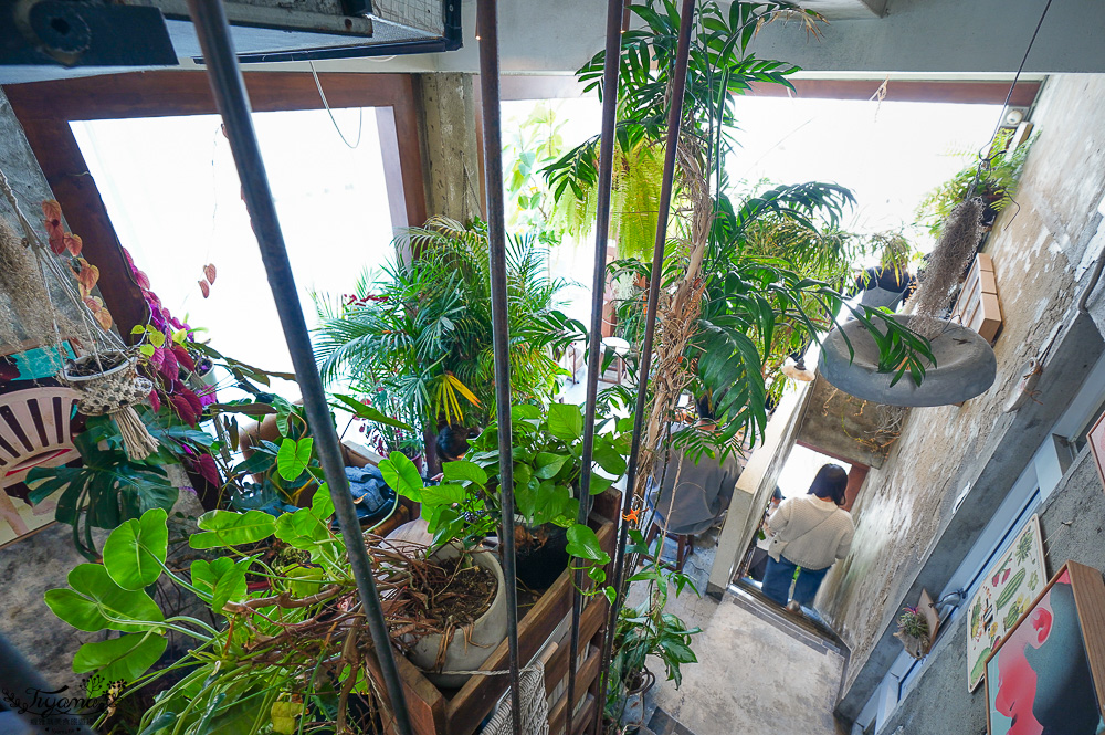 台南早午餐「小北家灶咖ZAOKA」台南在地7年的人氣早午餐店，平日也要排隊 @緹雅瑪 美食旅遊趣