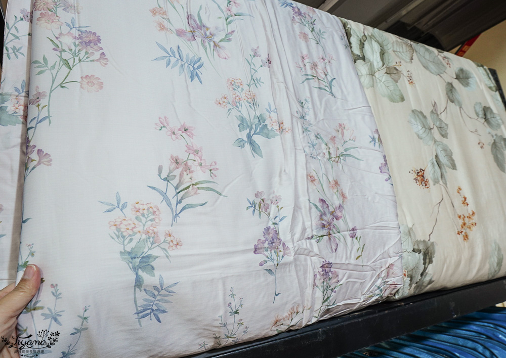 台南寢具特賣會｜多利寶寢具✖︎海馬台南年度聯合特賣會：MIT天絲寢具工廠直營好平價~天絲寢具2套只要3980元，萬用毯349，多款買一送一，天絲床包兩用被組 起 @緹雅瑪 美食旅遊趣