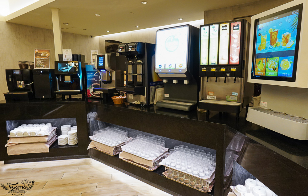 台糖長榮酒店 台南｜吃遍天下自助餐：台南聚餐推薦~台南Buffet自助餐，平日晚餐菜色 @緹雅瑪 美食旅遊趣