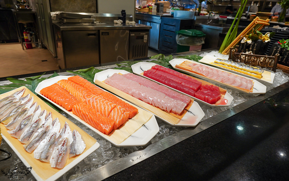 台糖長榮酒店 台南｜吃遍天下自助餐：台南聚餐推薦~台南Buffet自助餐，平日晚餐菜色 @緹雅瑪 美食旅遊趣