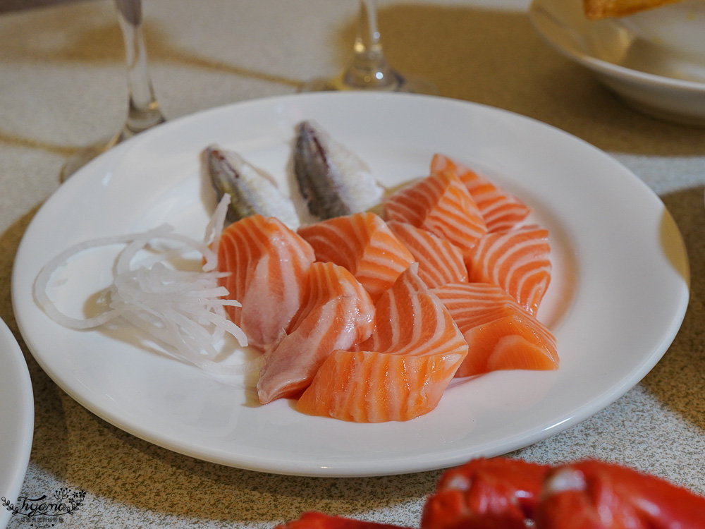 台糖長榮酒店 台南｜吃遍天下自助餐：台南聚餐推薦~台南Buffet自助餐，平日晚餐菜色 @緹雅瑪 美食旅遊趣