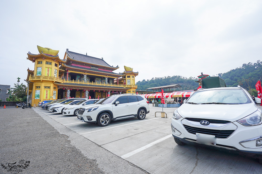 全台唯一打小人寺廟「嘉義歡喜財神廟」補財庫、求財運、化厄運、打小人~花招超多的討喜財神爺廟 @緹雅瑪 美食旅遊趣