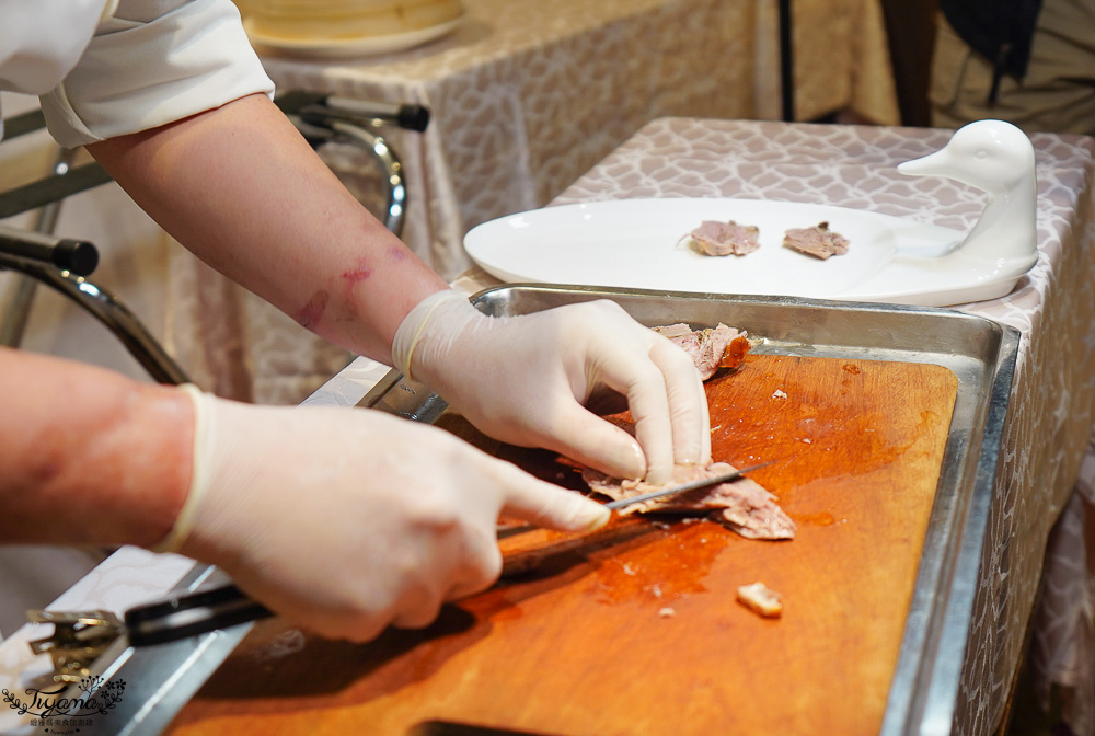 台南烤鵝「霸王鵝五吃」台糖長榮酒店(台南) 2F「長園中餐廳」推出全新霸王鵝之夜 @緹雅瑪 美食旅遊趣