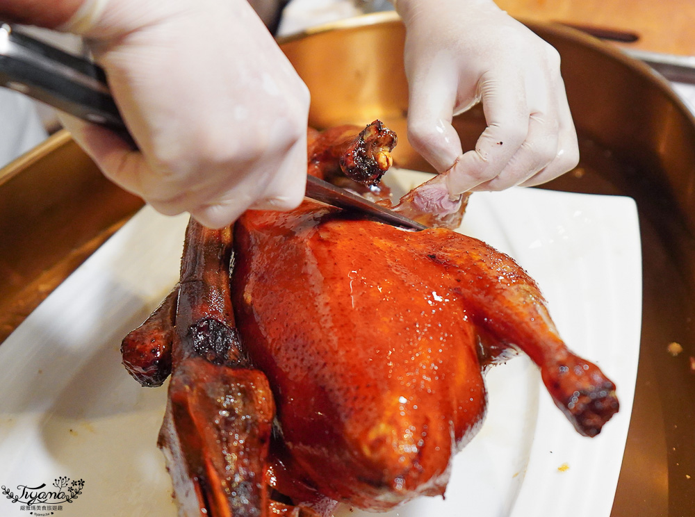 台南烤鵝「霸王鵝五吃」台糖長榮酒店(台南) 2F「長園中餐廳」推出全新霸王鵝之夜 @緹雅瑪 美食旅遊趣