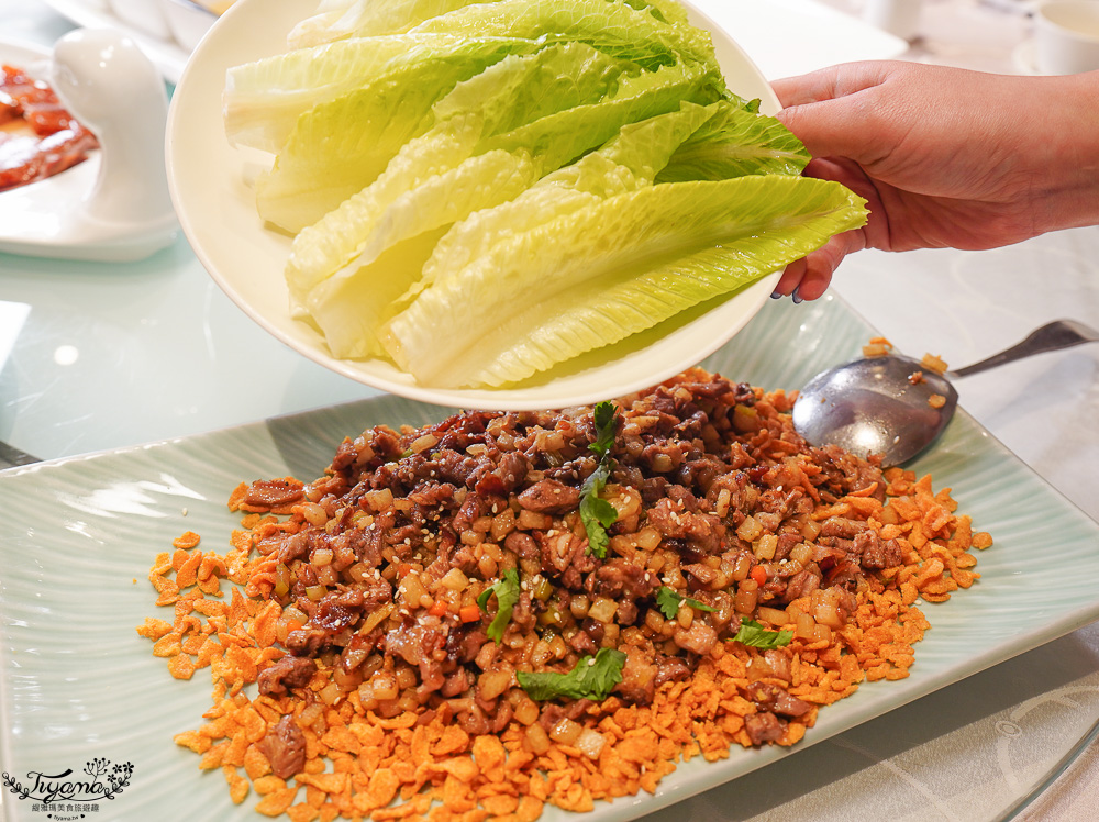 台南烤鵝「霸王鵝五吃」台糖長榮酒店(台南) 2F「長園中餐廳」推出全新霸王鵝之夜 @緹雅瑪 美食旅遊趣