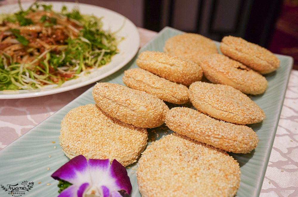 台南烤鵝「霸王鵝五吃」台糖長榮酒店(台南) 2F「長園中餐廳」推出全新霸王鵝之夜 @緹雅瑪 美食旅遊趣