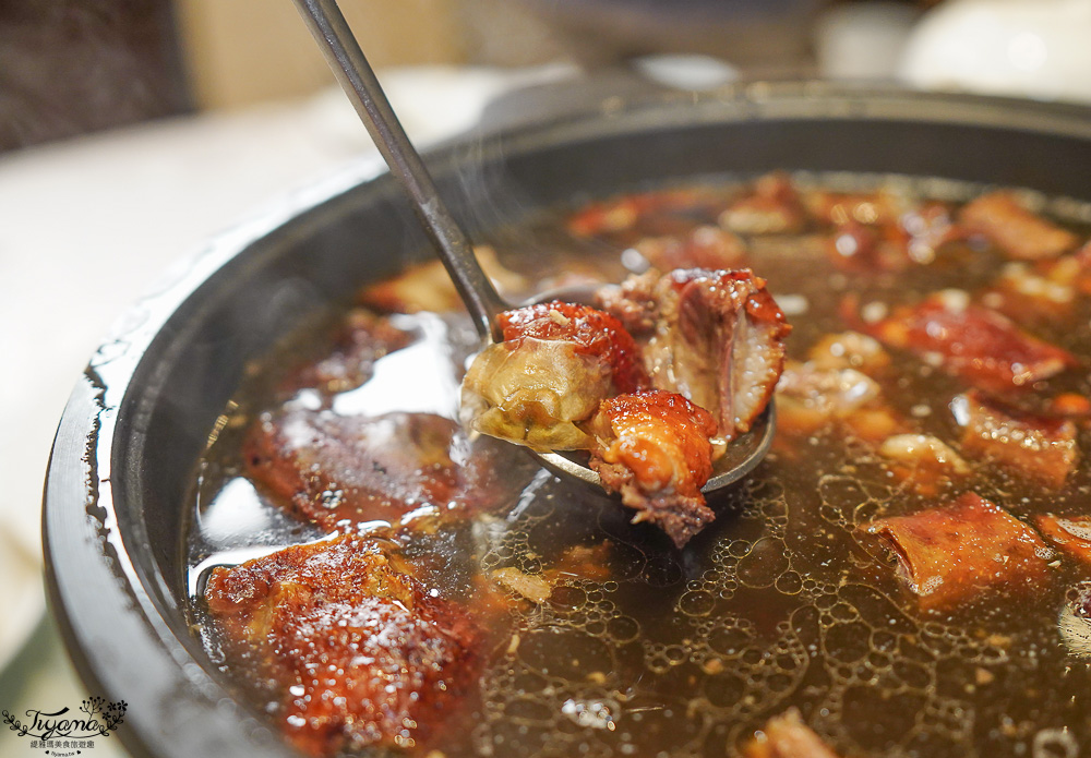 台南烤鵝「霸王鵝五吃」台糖長榮酒店(台南) 2F「長園中餐廳」推出全新霸王鵝之夜 @緹雅瑪 美食旅遊趣