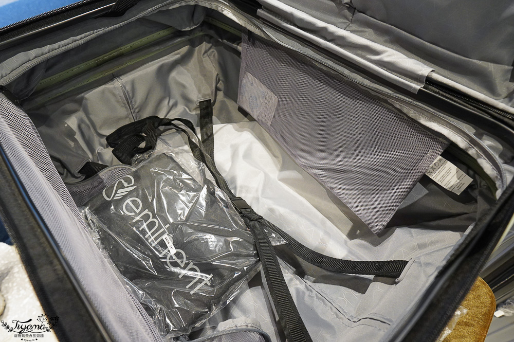 嘉義行李箱特賣會「加賀屋行李箱特賣會」，各品牌行李箱現場一次看，上掀式行李箱、對開式行李箱、雙開式行李箱、胖胖箱、布料行李箱、登機箱，限量特惠行李箱只要990元起，一年保固、終身保修！！ @緹雅瑪 美食旅遊趣