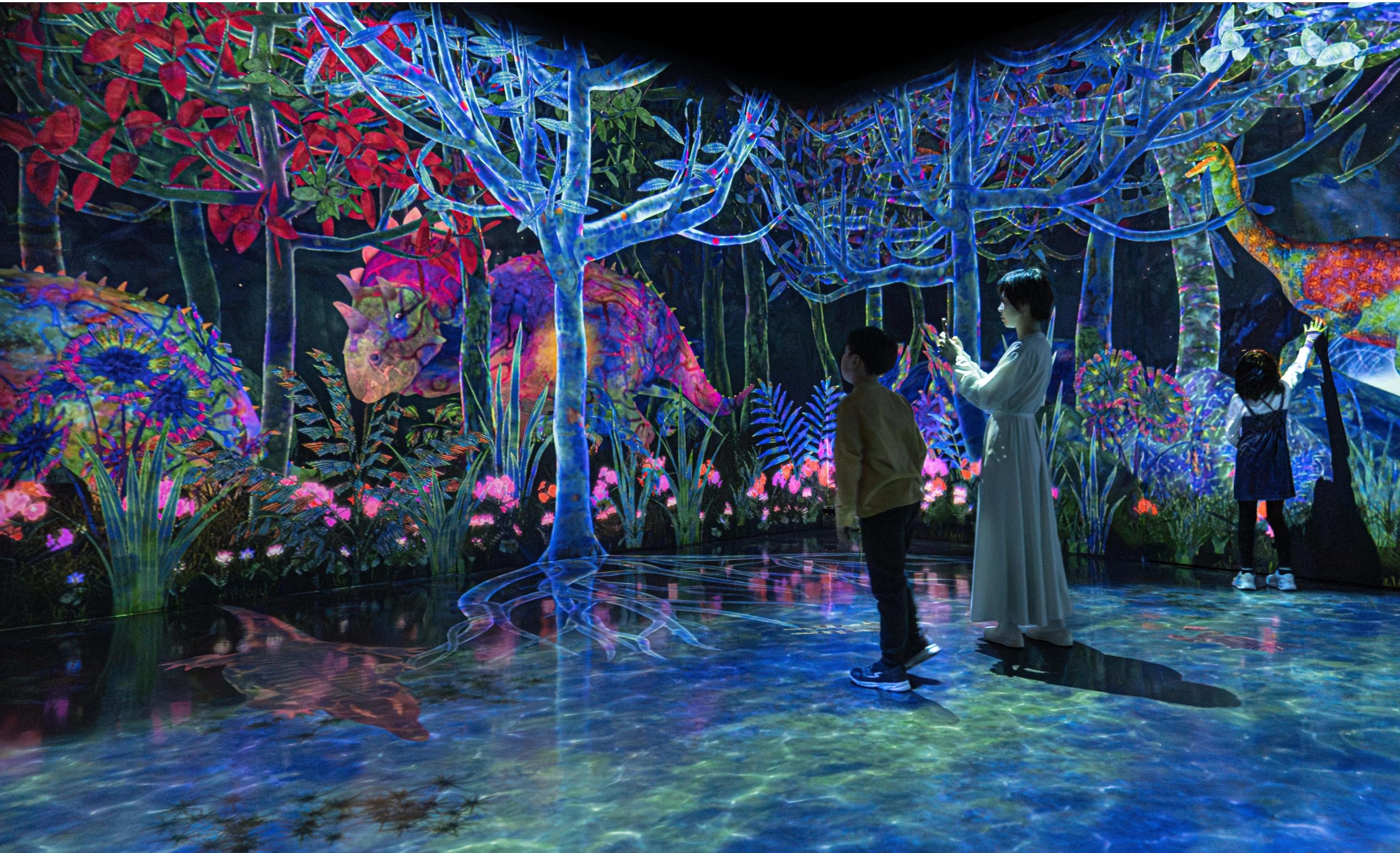 福岡teamLab森林｜teamLab森林 福岡：2026捕捉恐龍森林全新推出~沉浸在夢幻森林 @緹雅瑪 美食旅遊趣