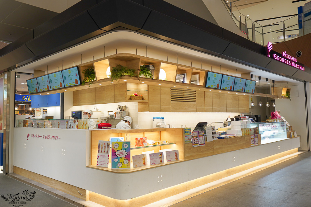 福岡購物景點「LaLaport 福岡」三井購物中心好逛好吃好買一次滿足！！第一天就先來買好衣服 @緹雅瑪 美食旅遊趣