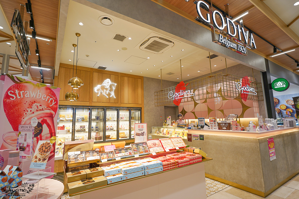 福岡購物景點「LaLaport 福岡」三井購物中心好逛好吃好買一次滿足！！第一天就先來買好衣服 @緹雅瑪 美食旅遊趣