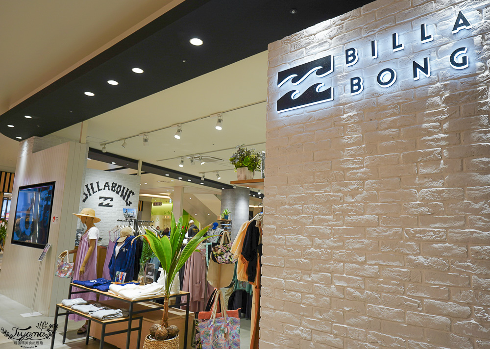 福岡購物景點「LaLaport 福岡」三井購物中心好逛好吃好買一次滿足！！第一天就先來買好衣服 @緹雅瑪 美食旅遊趣