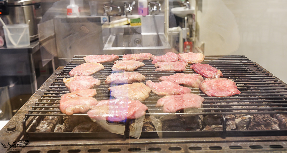 福岡購物景點「LaLaport 福岡」三井購物中心好逛好吃好買一次滿足！！第一天就先來買好衣服 @緹雅瑪 美食旅遊趣