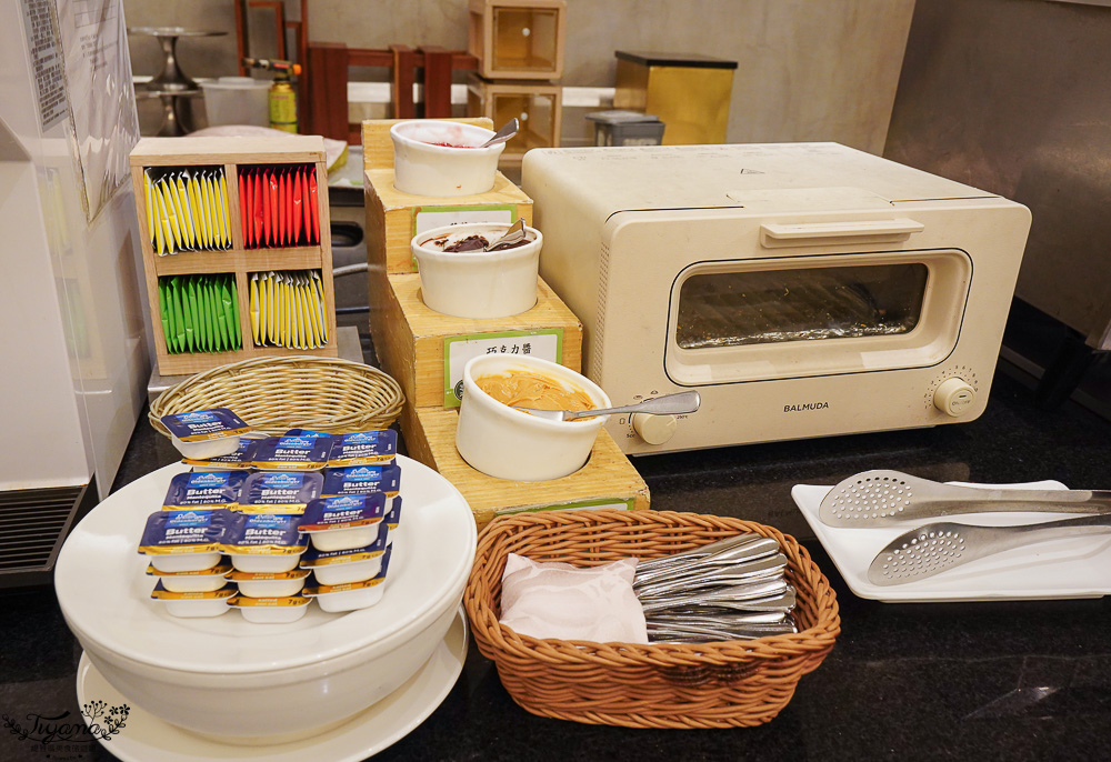 台糖長榮酒店台南早餐「吃遍天下自助餐早餐」現燙牛肉湯、魚片湯、台式刈包，豐富中西式自助式早餐 @緹雅瑪 美食旅遊趣