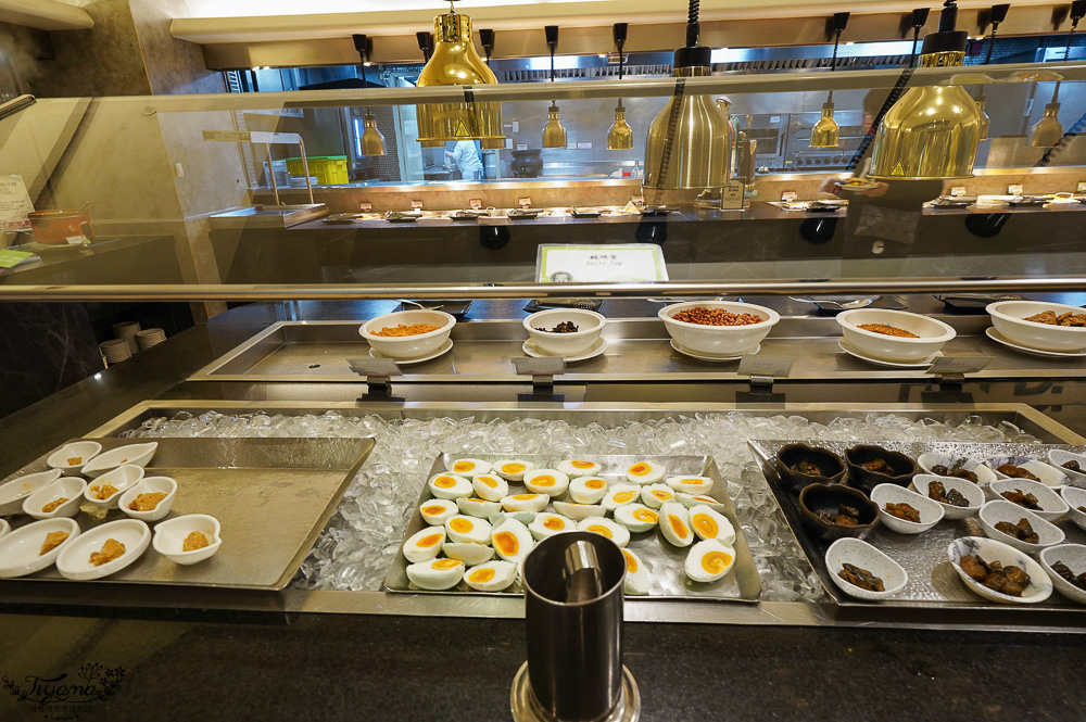 台糖長榮酒店台南早餐「吃遍天下自助餐早餐」現燙牛肉湯、魚片湯、台式刈包，豐富中西式自助式早餐 @緹雅瑪 美食旅遊趣