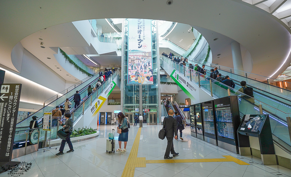 福岡機場美食｜福岡機場交通｜福岡機場觀景台：福岡機場國內線美食 @緹雅瑪 美食旅遊趣