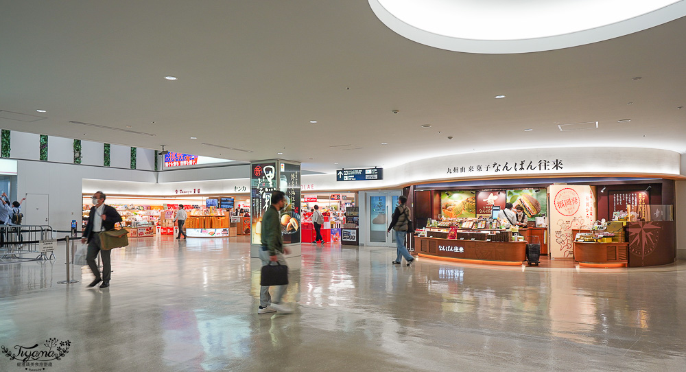 福岡機場美食｜福岡機場交通｜福岡機場觀景台：福岡機場國內線美食 @緹雅瑪 美食旅遊趣