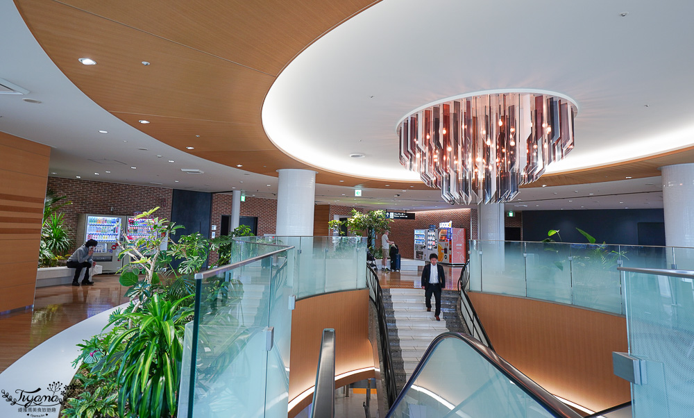 福岡機場美食｜福岡機場交通｜福岡機場觀景台：福岡機場國內線美食 @緹雅瑪 美食旅遊趣