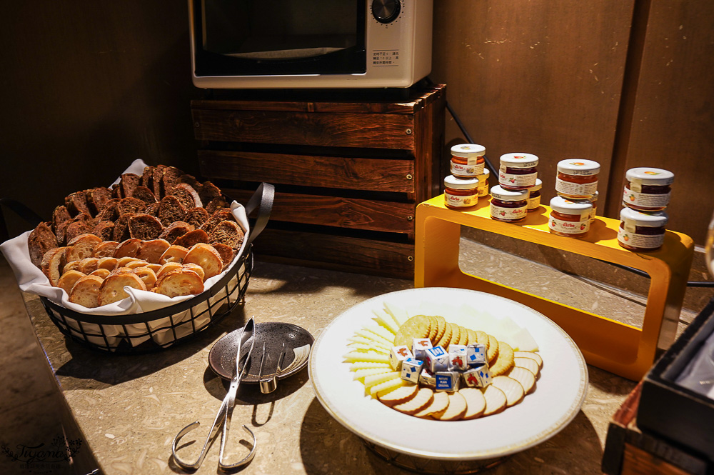 台南住宿｜台南遠東香格里拉 週年慶83折特選尊榮「高樓層入住・豪華閣禮遇豪華閣方案」，豪華閣早餐、豪華閣Happy Hour雞尾酒時光 @緹雅瑪 美食旅遊趣