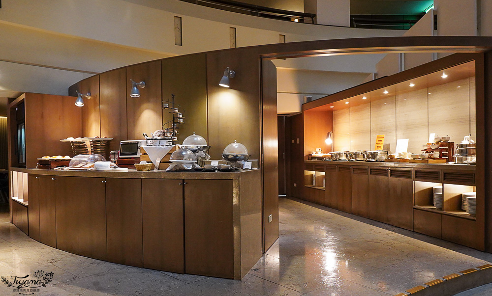 台南住宿｜台南遠東香格里拉 週年慶83折特選尊榮「高樓層入住・豪華閣禮遇豪華閣方案」，豪華閣早餐、豪華閣Happy Hour雞尾酒時光 @緹雅瑪 美食旅遊趣