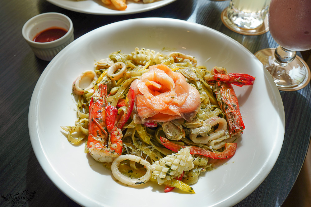 台糖長榮酒店 台南：桂冠烘焙坊、大廳酒吧 @緹雅瑪 美食旅遊趣