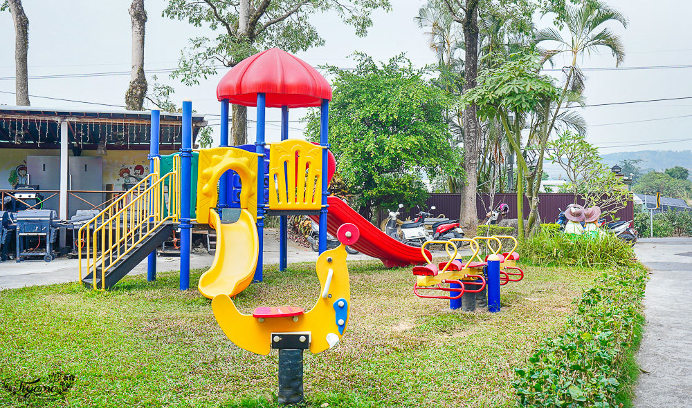嘉義露營車推薦|詩情花園度假村 1泊2食:BBQ烤肉火鍋晚餐、煙火晚會、魔術表演、放天燈、手工比薩DIY @緹雅瑪 美食旅遊趣 嘉義露營車推薦|詩情花園度假村 1泊2食:BBQ烤肉火鍋晚餐、煙火晚會、魔術表演、放天燈、手工比薩DIY @緹雅瑪 美食旅遊趣