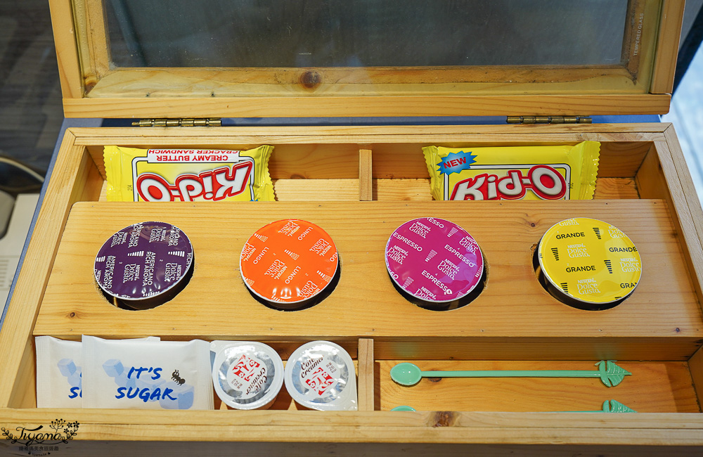 嘉義露營車推薦|詩情花園度假村 1泊2食:BBQ烤肉火鍋晚餐、煙火晚會、魔術表演、放天燈、手工比薩DIY @緹雅瑪 美食旅遊趣 嘉義露營車推薦|詩情花園度假村 1泊2食:BBQ烤肉火鍋晚餐、煙火晚會、魔術表演、放天燈、手工比薩DIY @緹雅瑪 美食旅遊趣