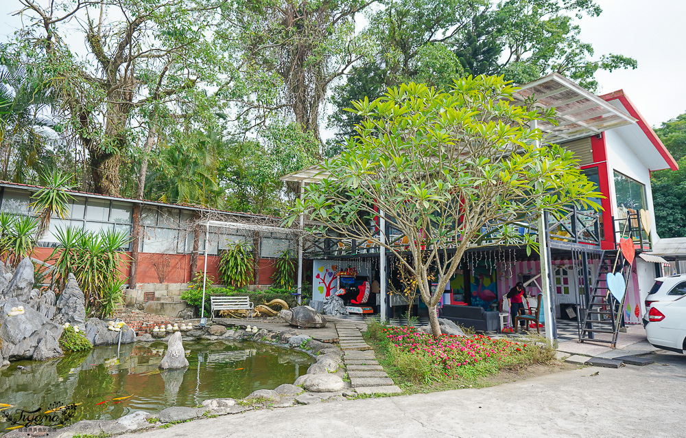 嘉義露營車推薦｜詩情花園度假村 1泊2食：BBQ烤肉火鍋晚餐、煙火晚會、魔術表演、放天燈、手工比薩DIY @緹雅瑪 美食旅遊趣