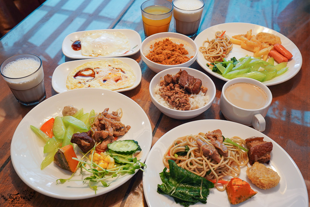 嘉義露營車推薦|詩情花園度假村 1泊2食:BBQ烤肉火鍋晚餐、煙火晚會、魔術表演、放天燈、手工比薩DIY @緹雅瑪 美食旅遊趣 嘉義露營車推薦|詩情花園度假村 1泊2食:BBQ烤肉火鍋晚餐、煙火晚會、魔術表演、放天燈、手工比薩DIY @緹雅瑪 美食旅遊趣