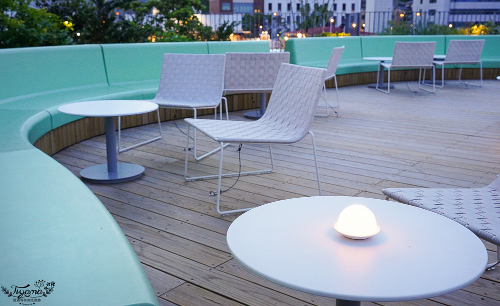 星野集團 RISONARE 下關「海峽夜間酒廊」免費暢飲~粉紅氣泡酒．無酒精粉紅氣泡酒．果汁 @緹雅瑪 美食旅遊趣