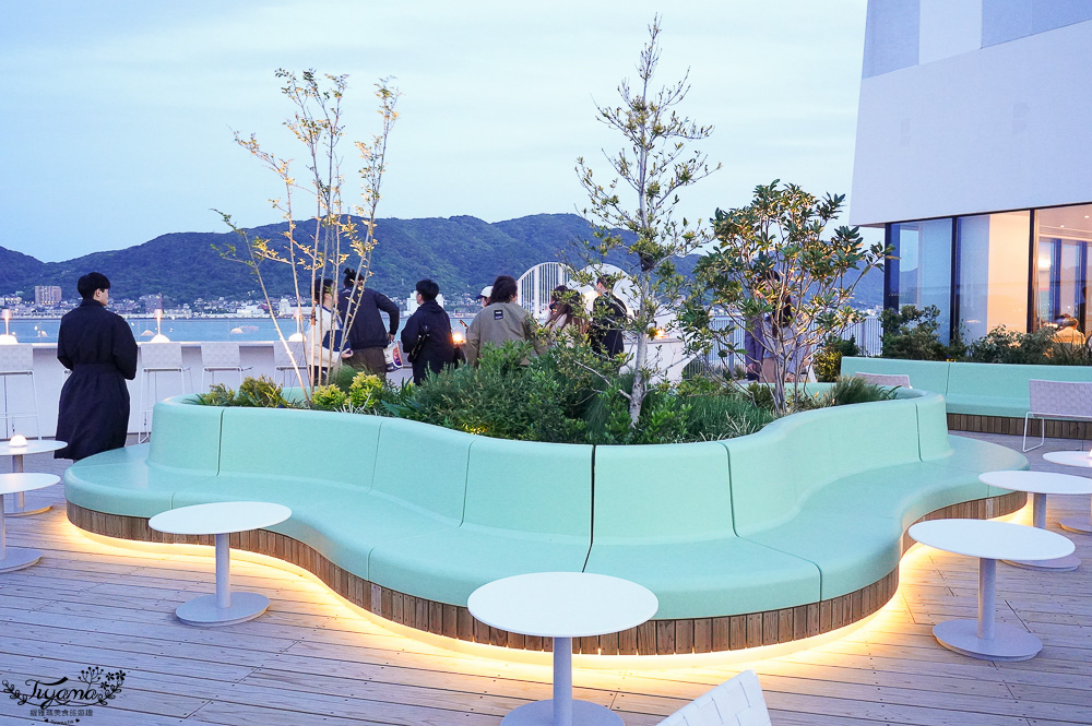 星野集團 RISONARE 下關「海峽夜間酒廊」免費暢飲~粉紅氣泡酒．無酒精粉紅氣泡酒．果汁 @緹雅瑪 美食旅遊趣