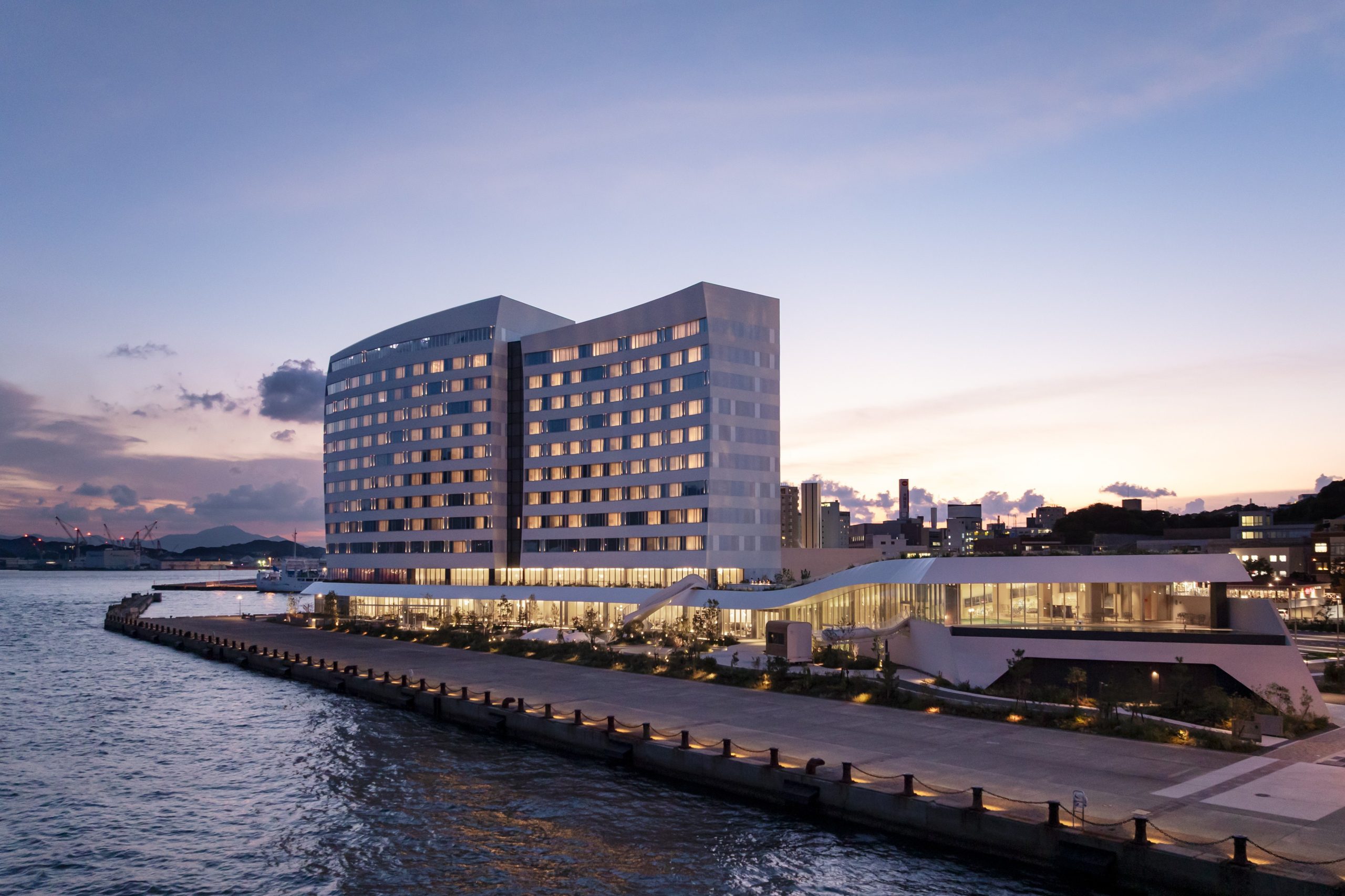 星野集團 RISONARE 下關 客房開箱篇！全棟第一排海景客房，海峽 Cabana Suite、河豚ｘ酒客房、Deluxe Quad、Superior客房 @緹雅瑪 美食旅遊趣