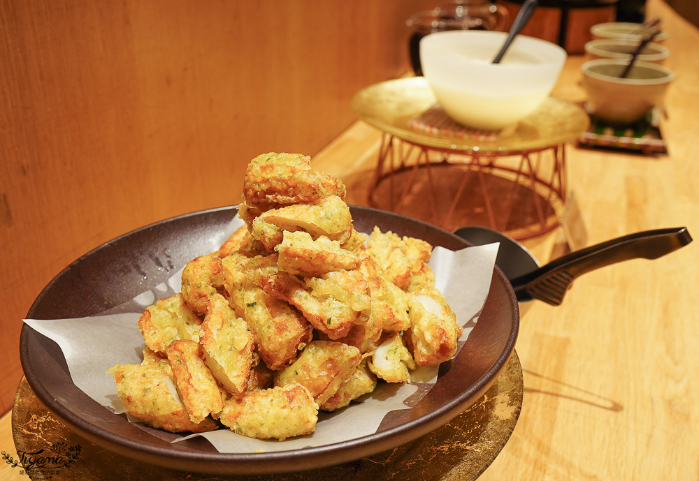星野集團 奧入瀨溪流飯店「青森蘋果廚房」海鮮鐵板燒、現切牛肉、青森蘋果酥皮派、DIY海鮮丼、3款頂級青森蘋果汁，自助晚餐價格、必吃推薦 @緹雅瑪 美食旅遊趣