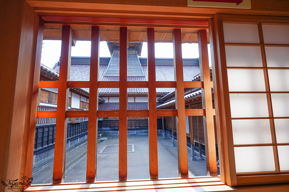 函館自由行必訪「箱館奉行所」歷史工藝大解密！！五稜郭公園裡巨型木造古建築巡禮 @緹雅瑪 美食旅遊趣