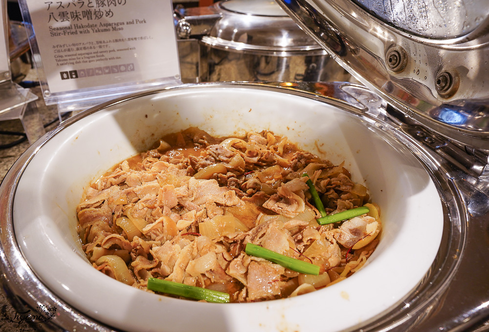函館飯店早餐｜函館普樂美雅凱賓總統酒店 函館~早餐篇！！日西式自助早餐 DIY勝手丼，早上就有葡萄酒、啤酒喝 @緹雅瑪 美食旅遊趣