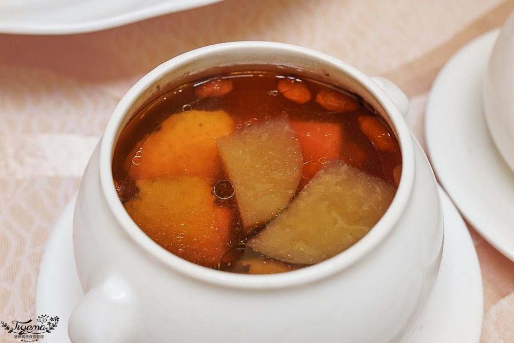 高雄美食｜福容大飯店 高雄「寶島水果餐」：全新味蕾饗案，高雄福容2樓「福園中餐廳」精湛創創意水果料理 @緹雅瑪 美食旅遊趣