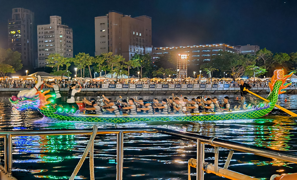 高雄景點「愛河愛之船」：賞高雄夜景最指標性的遊船活動 @緹雅瑪 美食旅遊趣