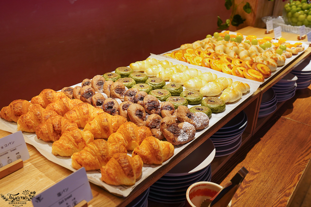 星野集團 RISONARE 山梨八岳｜YYgrill 自助早餐，吃到得在地食材山梨特色「甲斐寶丼」，麝香葡萄任你暢食 @緹雅瑪 美食旅遊趣