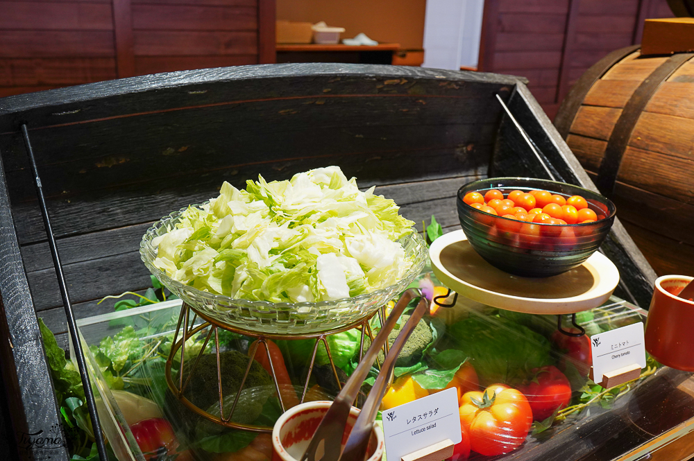 星野集團 RISONARE 山梨八岳｜YYgrill 自助早餐，吃到得在地食材山梨特色「甲斐寶丼」，麝香葡萄任你暢食 @緹雅瑪 美食旅遊趣