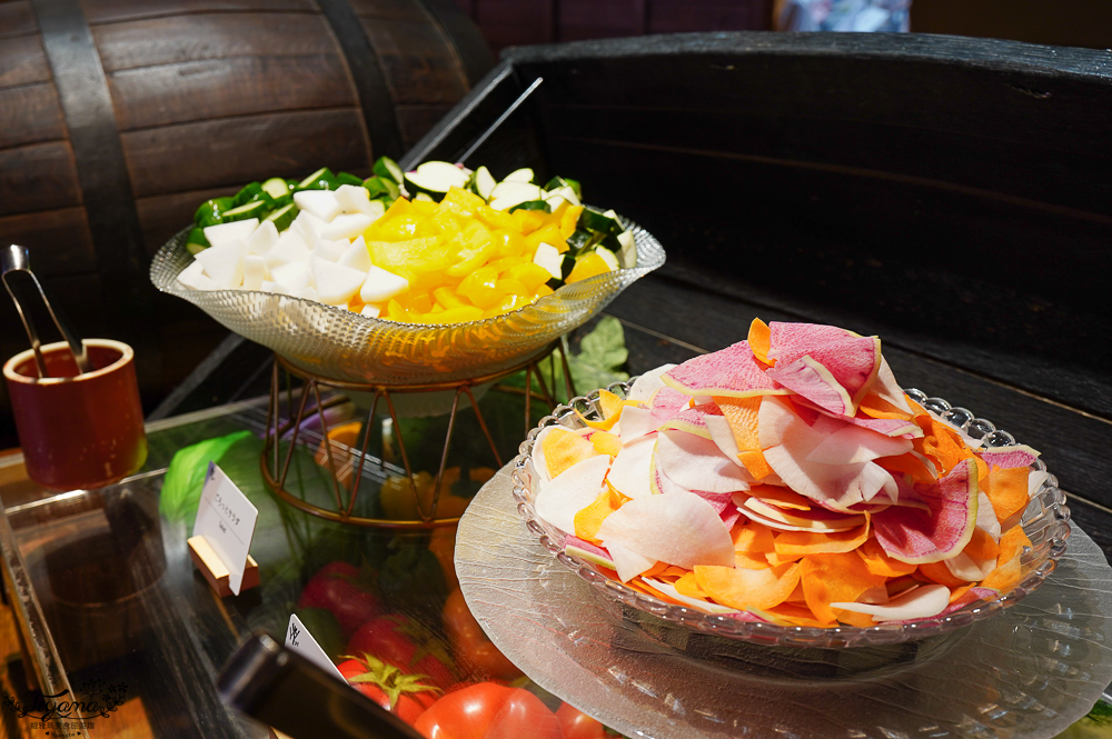 星野集團 RISONARE 山梨八岳｜YYgrill 自助早餐，吃到得在地食材山梨特色「甲斐寶丼」，麝香葡萄任你暢食 @緹雅瑪 美食旅遊趣